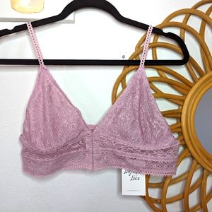 Layered with lace bralette lilac Large NWT